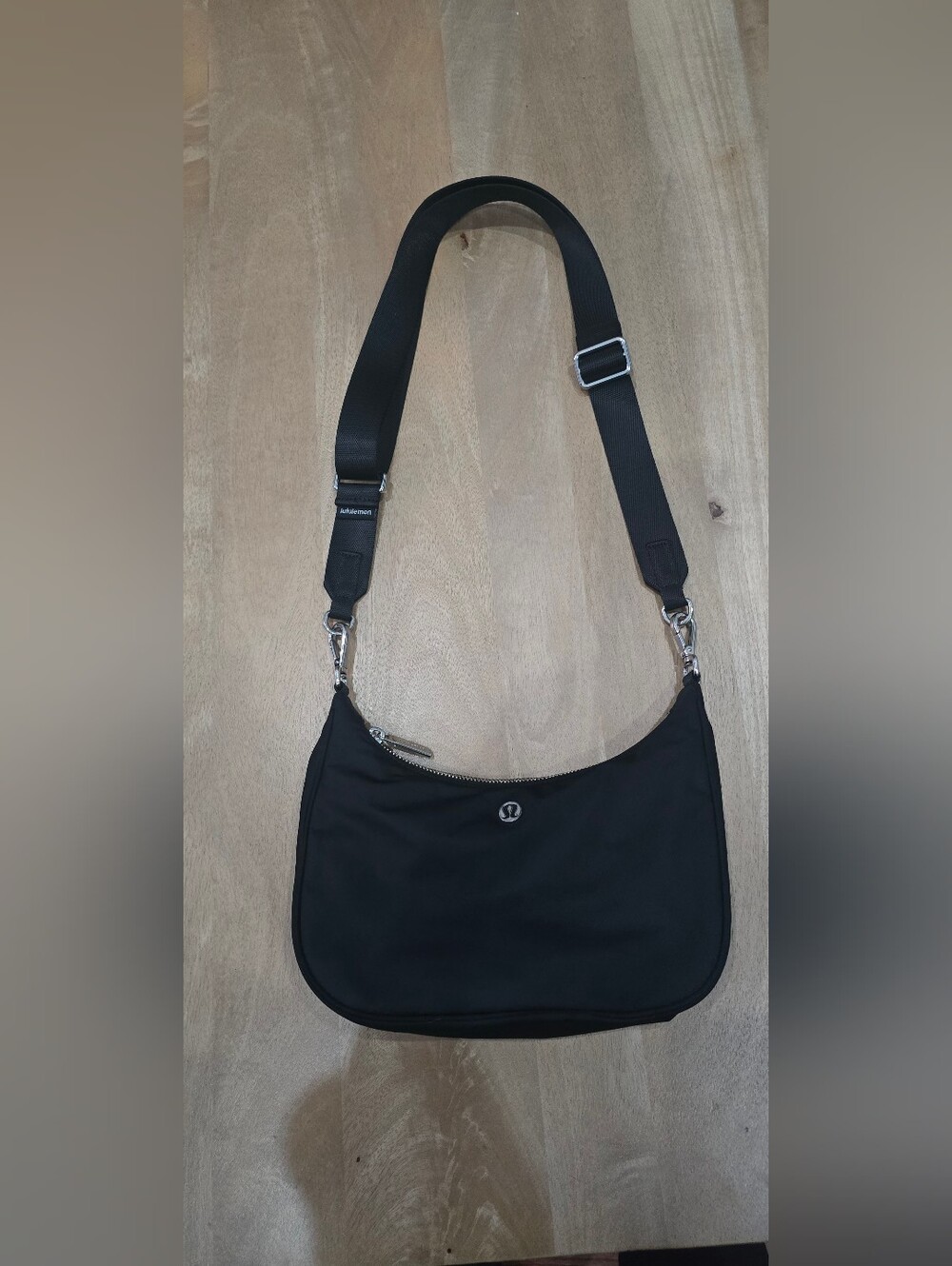 Lululemon City Essentials Shoulder Bag 4L Black Nylon Crossbody Hobo Purse